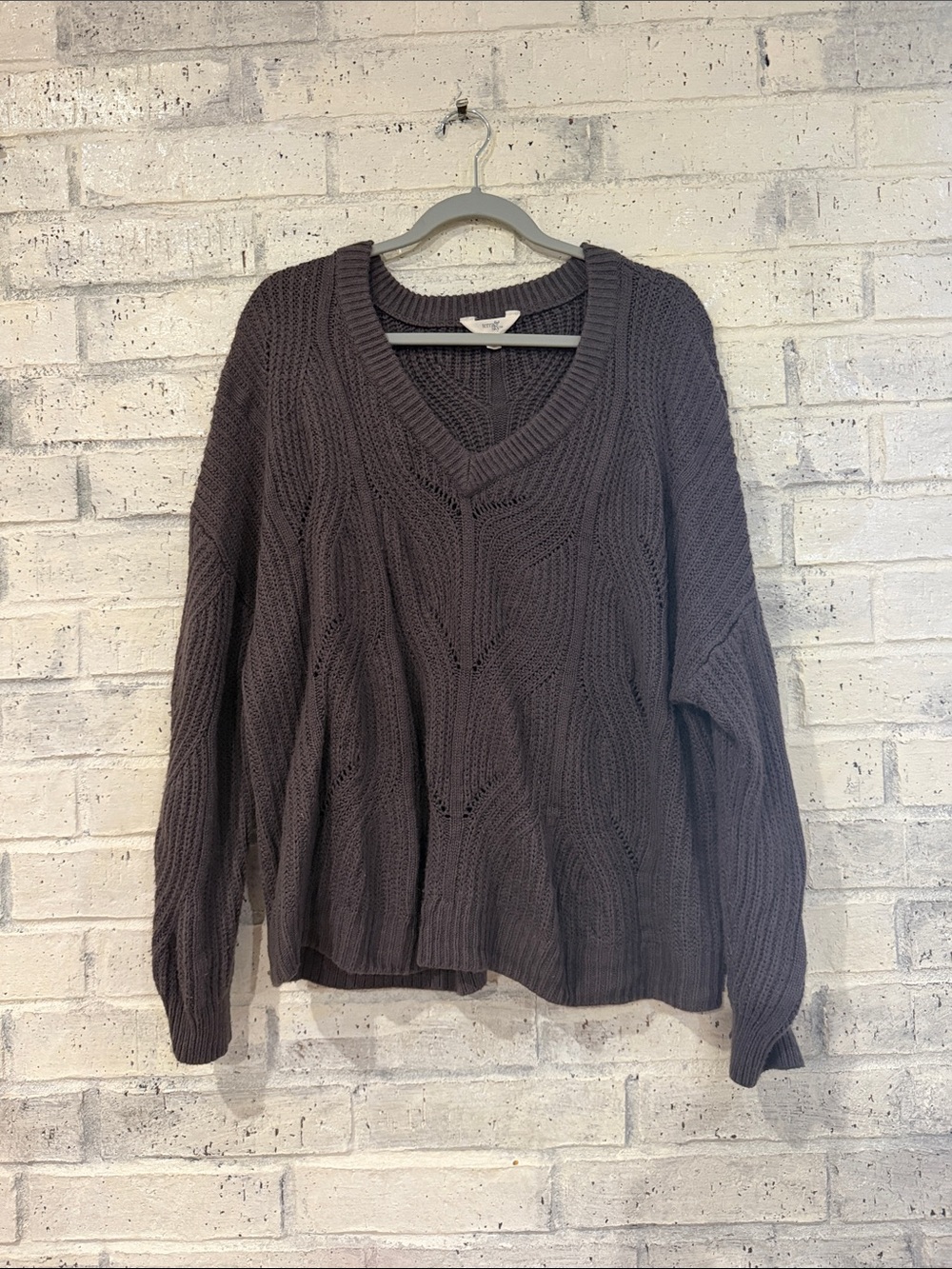 Terra & Sky V-Neck Cable Knit Sweater - Charcoal